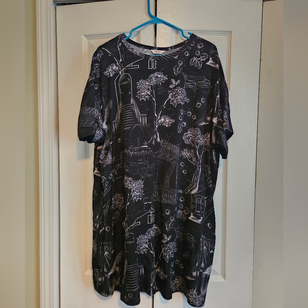 The Kit black and white t shirt dress